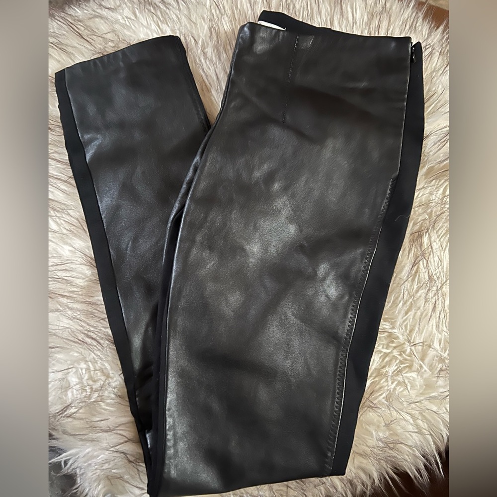 Neiman Marcus side zip genuine leather leggings - Small